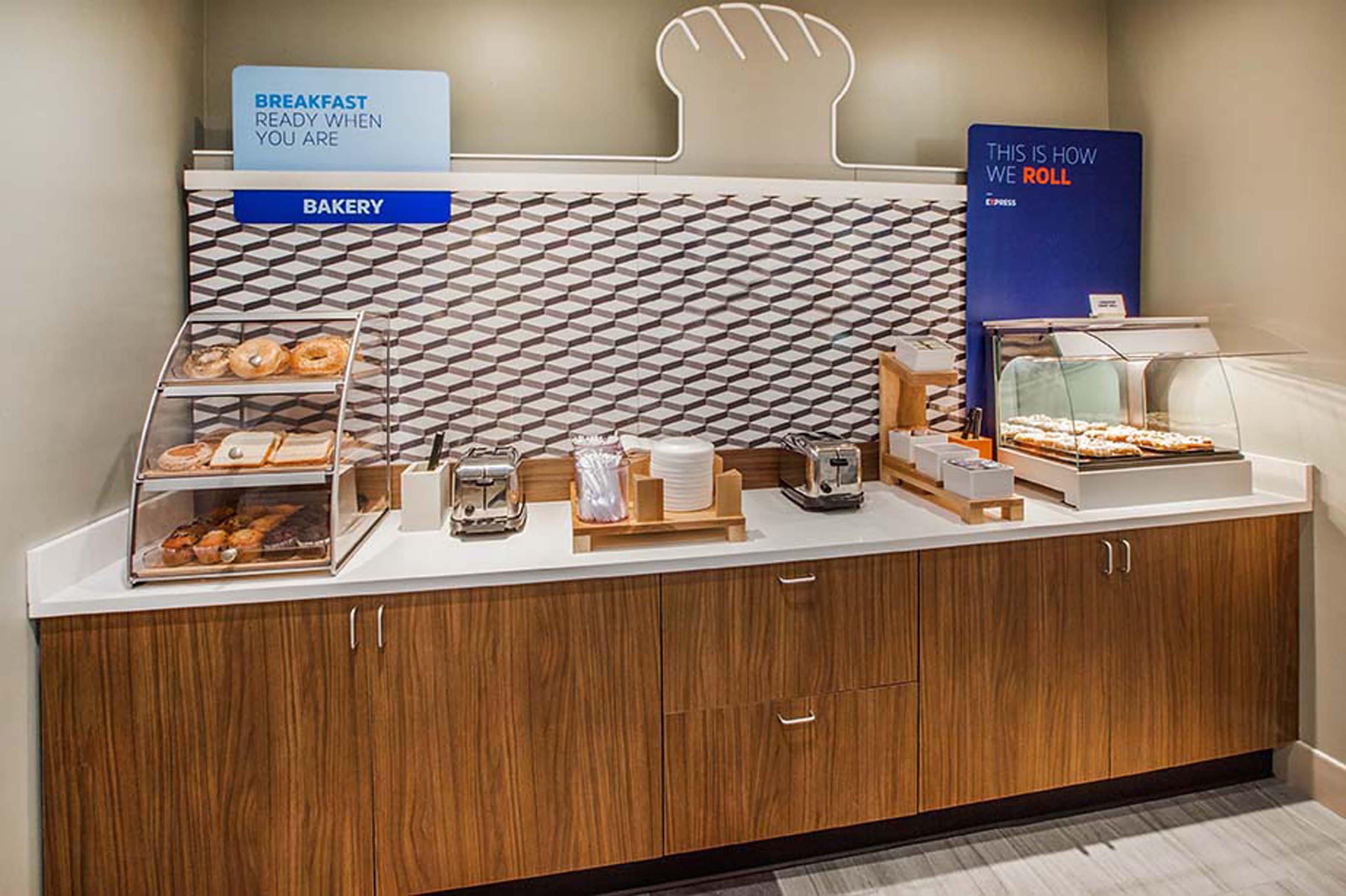Holiday Inn Express & Suites Walterboro By Ihg Экстерьер фото