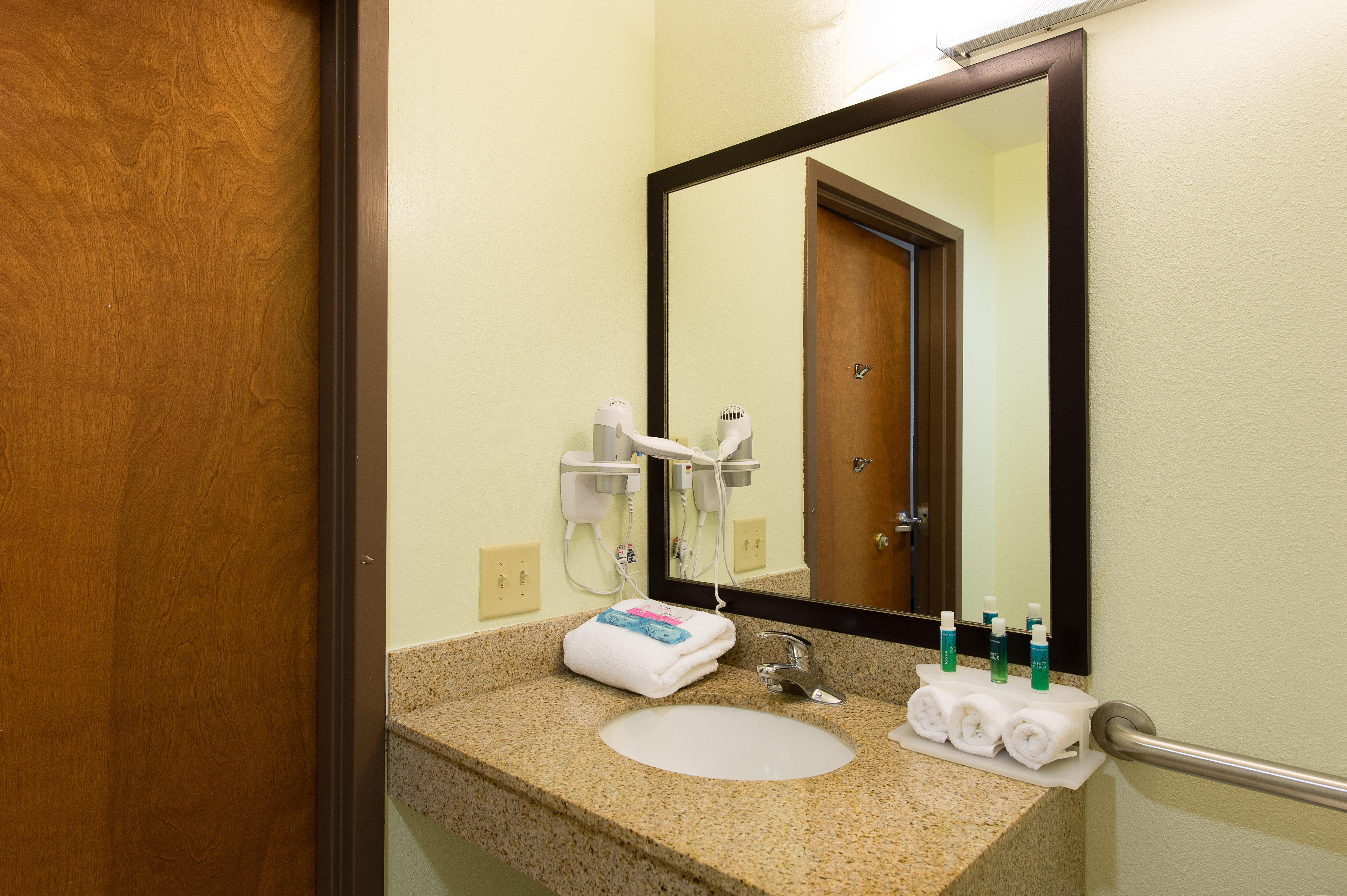 Holiday Inn Express & Suites Walterboro By Ihg Экстерьер фото