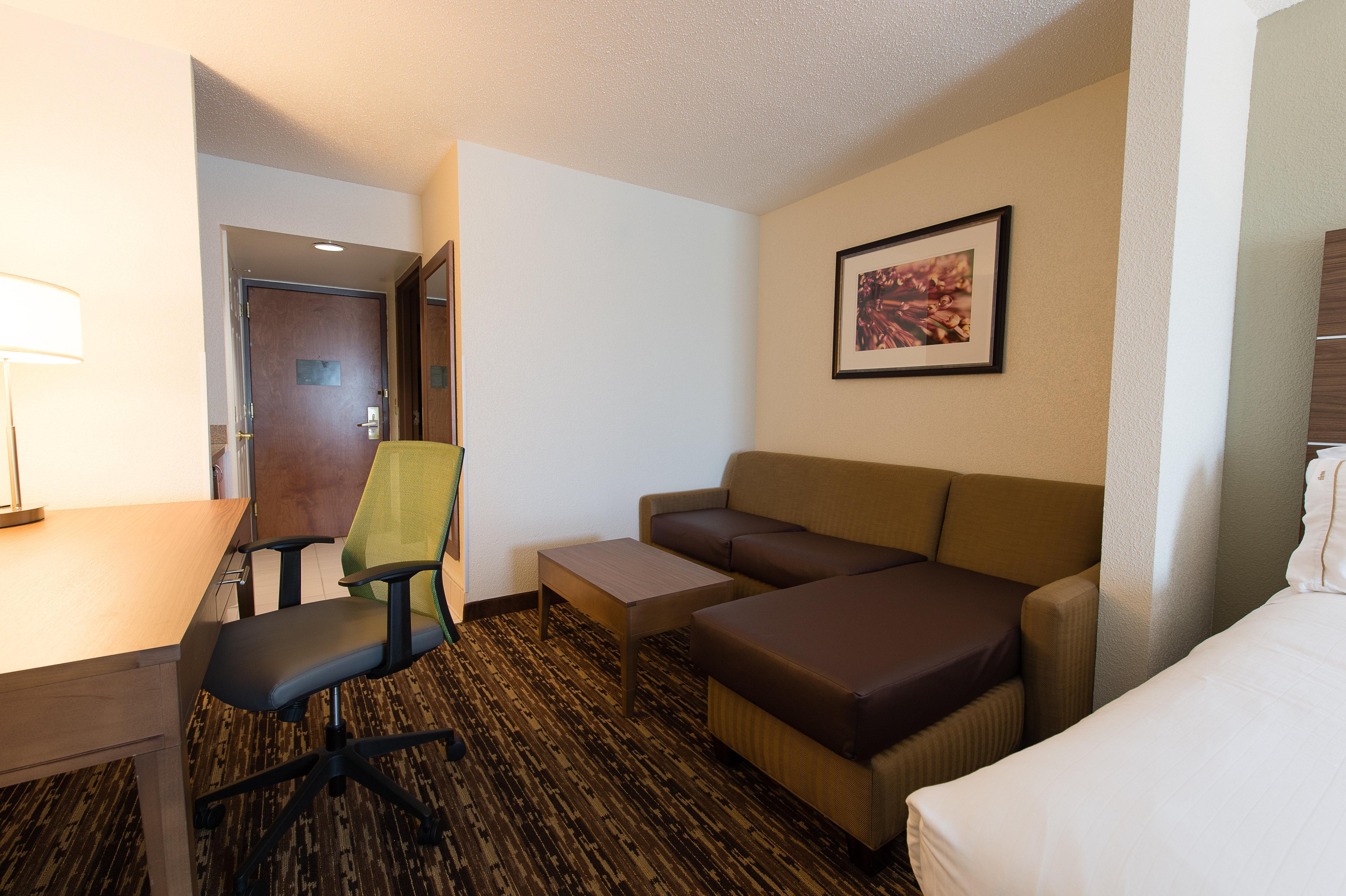 Holiday Inn Express & Suites Walterboro By Ihg Экстерьер фото