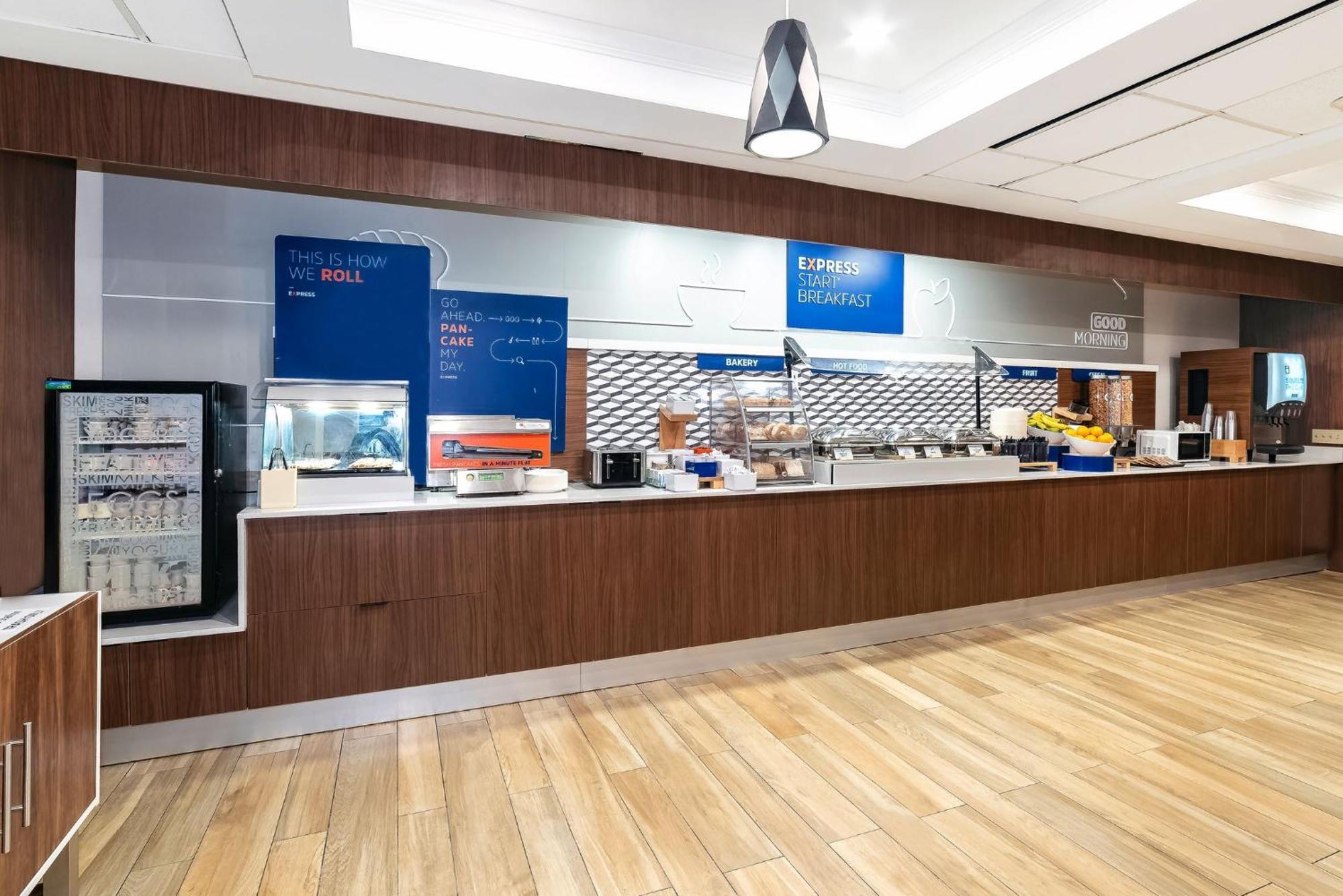 Holiday Inn Express & Suites Walterboro By Ihg Экстерьер фото