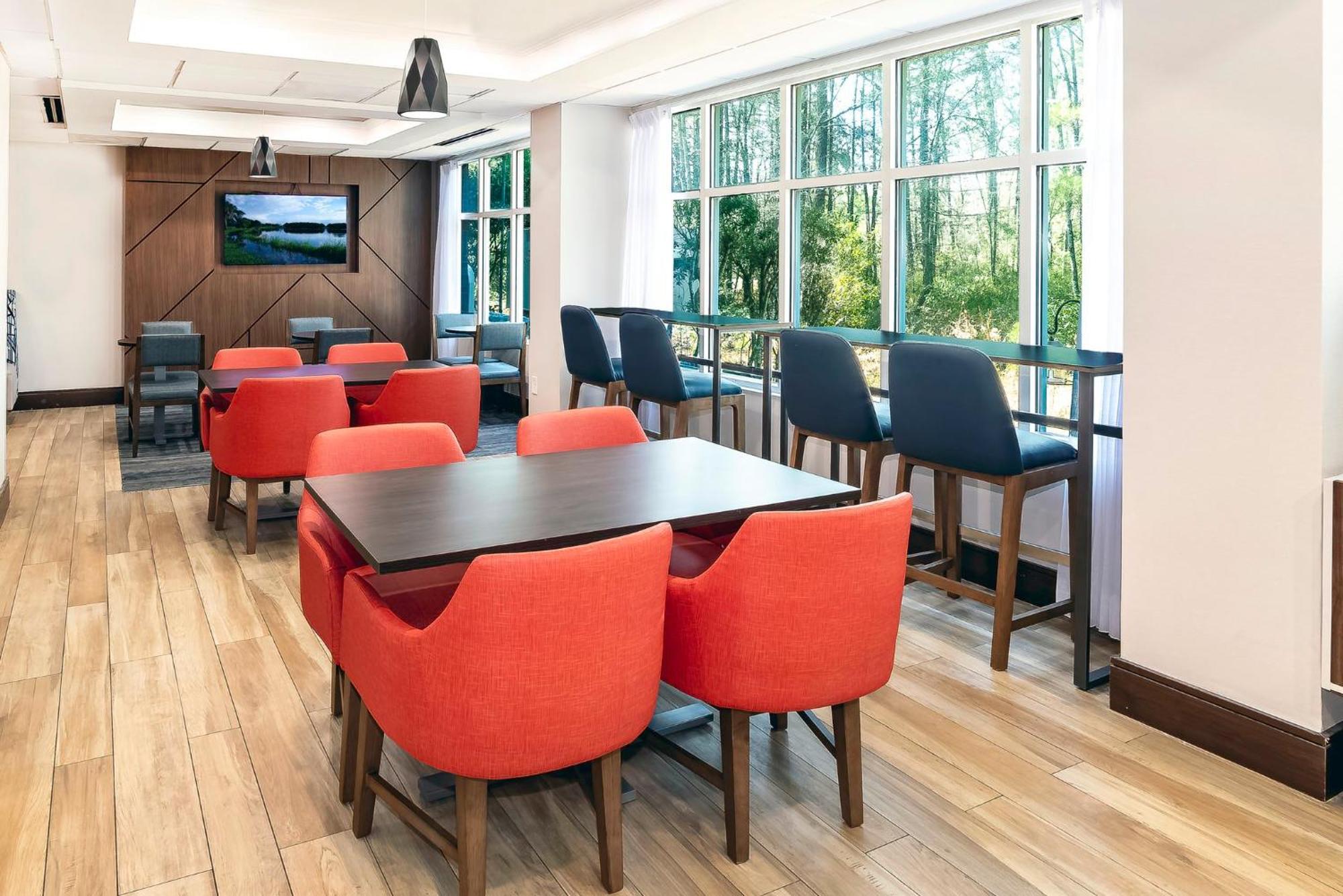 Holiday Inn Express & Suites Walterboro By Ihg Экстерьер фото